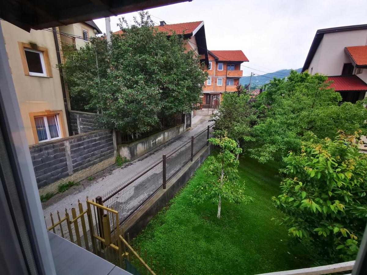 White Apartment Sarajevo - Free Parking Exterior photo
