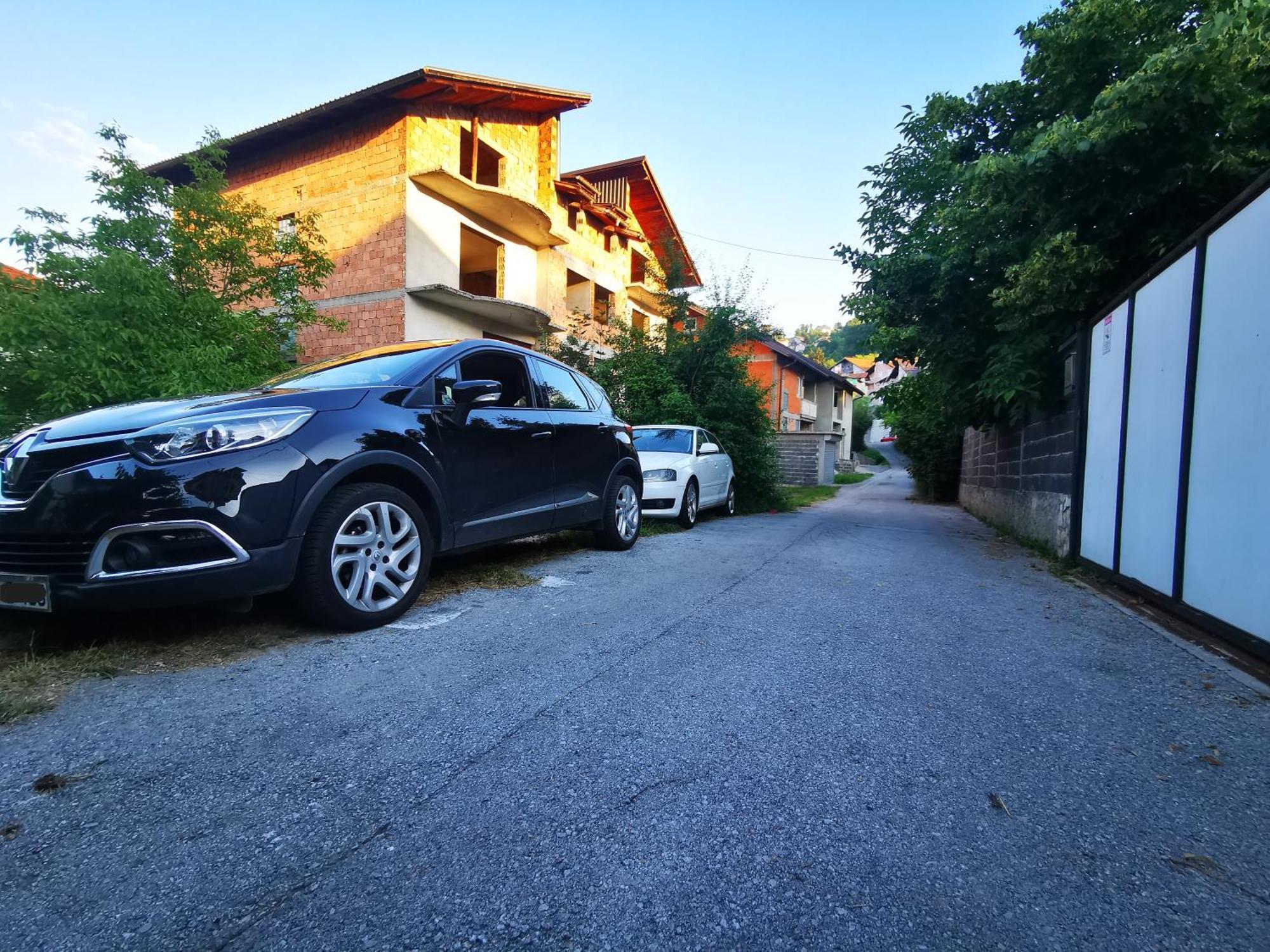 White Apartment Sarajevo - Free Parking Exterior photo